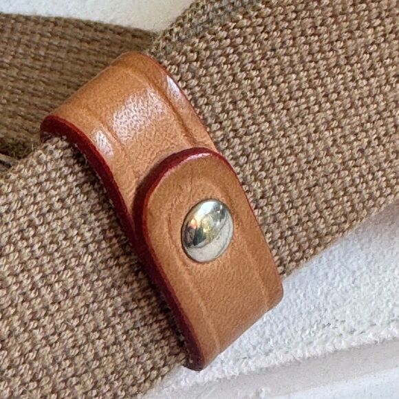 Vintage Dooney & Bourke Cabriolet Monogram Tan Flap Messenger Crossbody Bag New - Picture 7 of 13